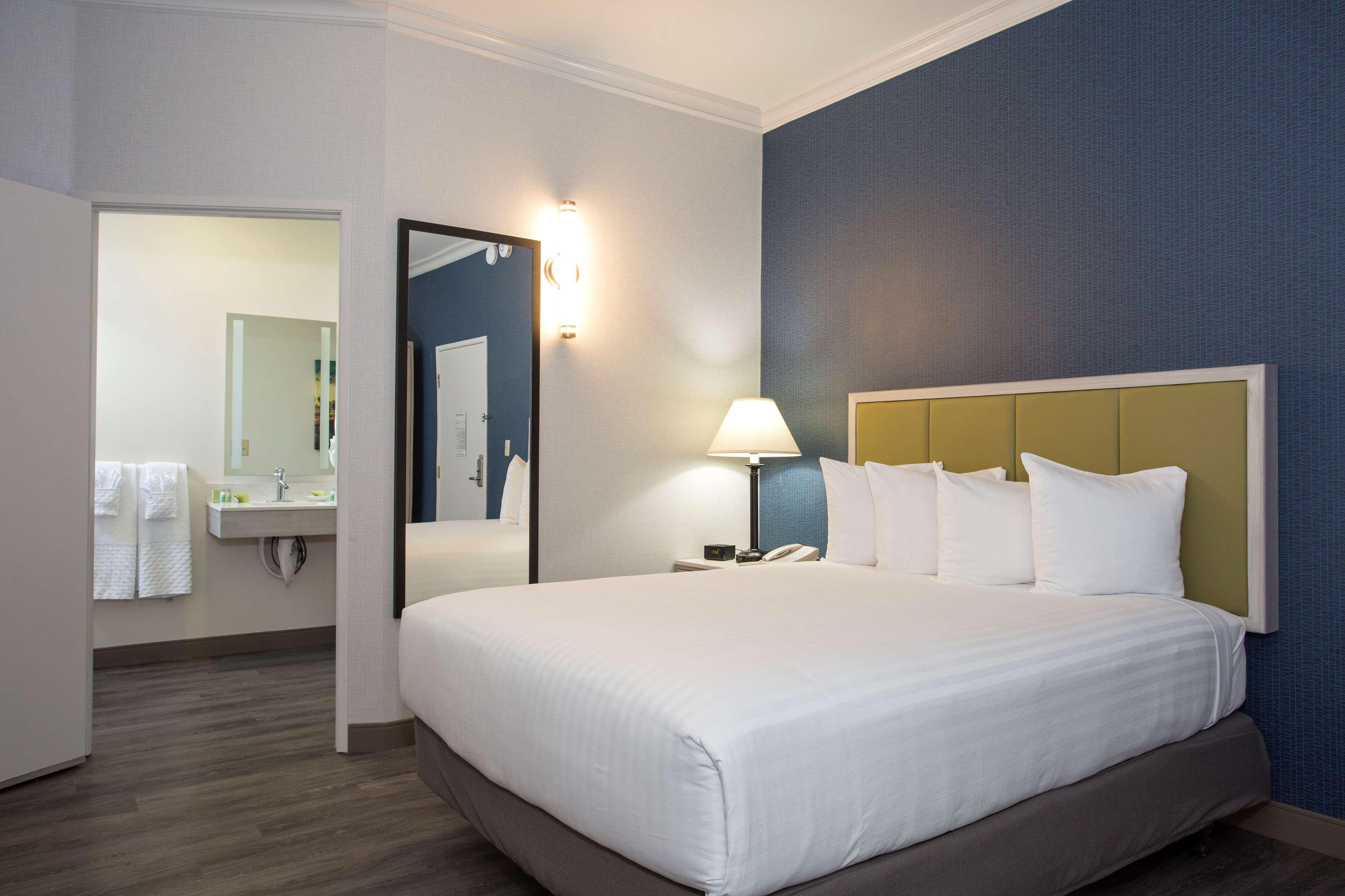 Hotel Surestay By Western Santa Monica