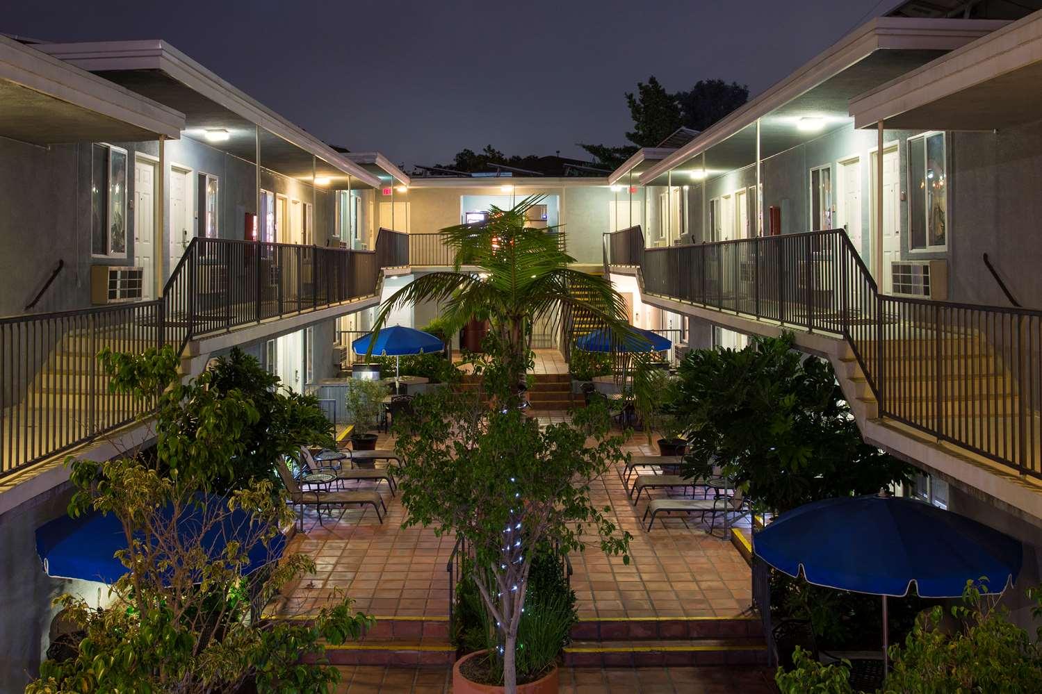 Surestay By Western 3*