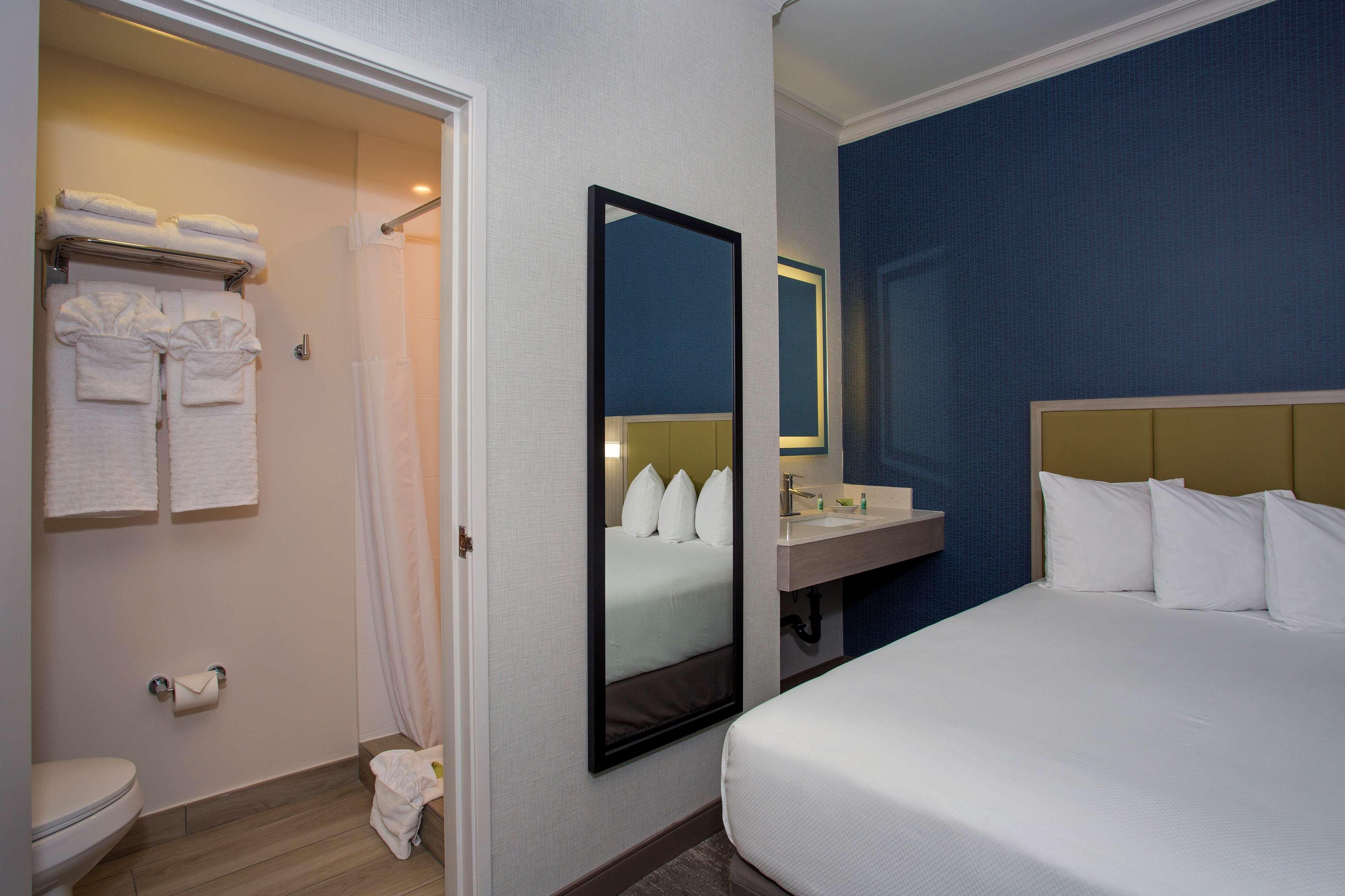 Hotel Surestay By Western