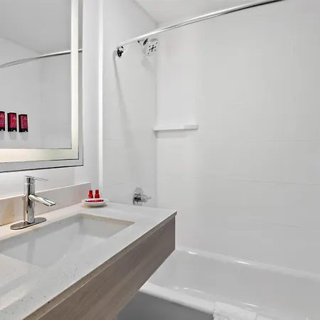 Surestay Hotel By Best Western Santa Monica Exterior photo