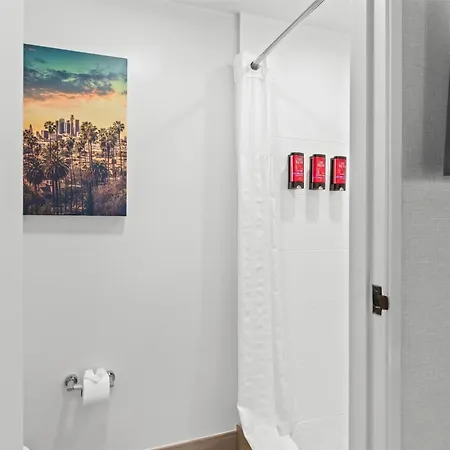 Surestay Hotel By Best Western Santa Monica Exterior photo