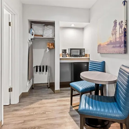 Surestay Hotel By Best Western Santa Monica Exterior photo