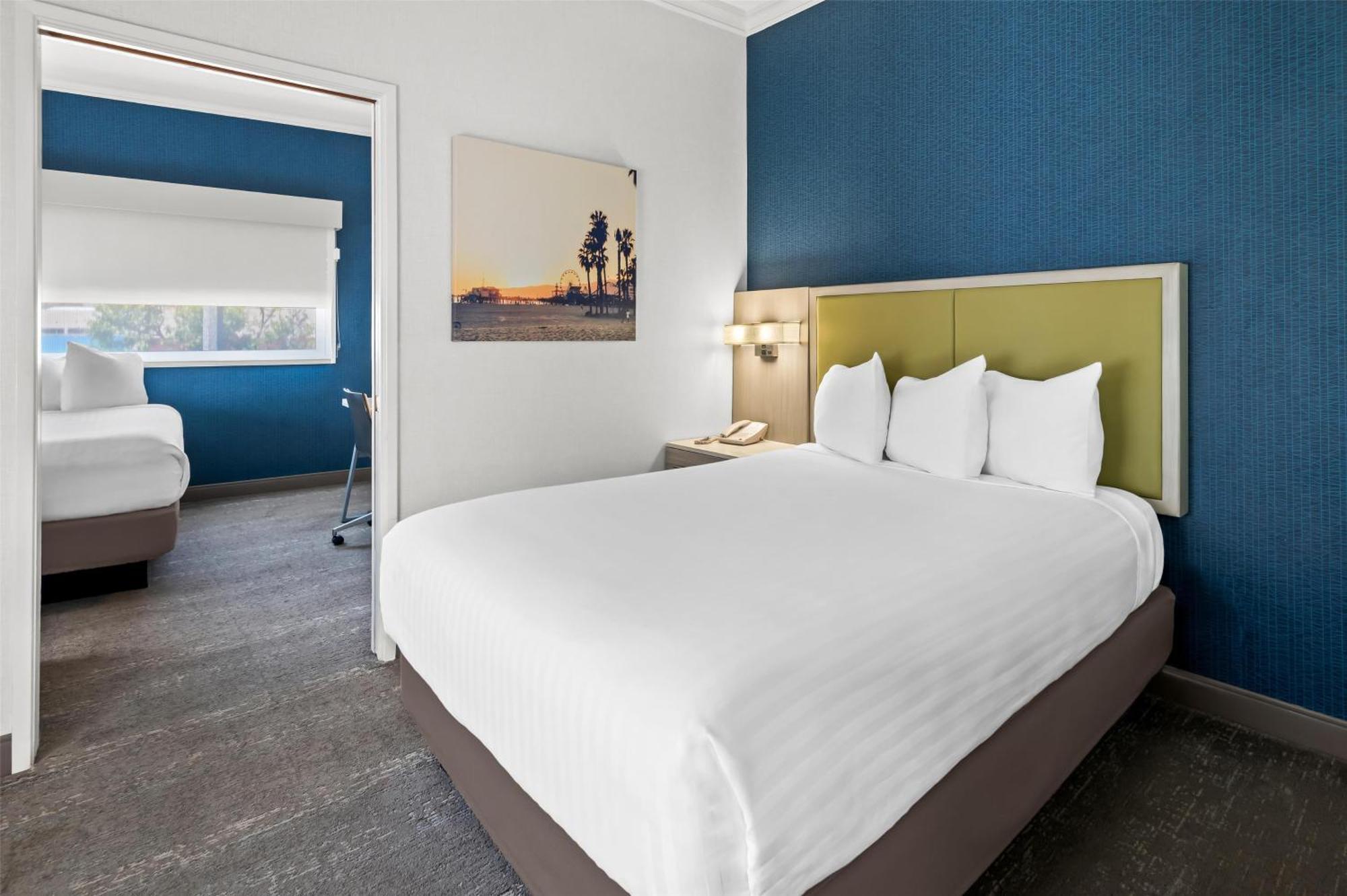 Surestay By Western Hotel 3*
