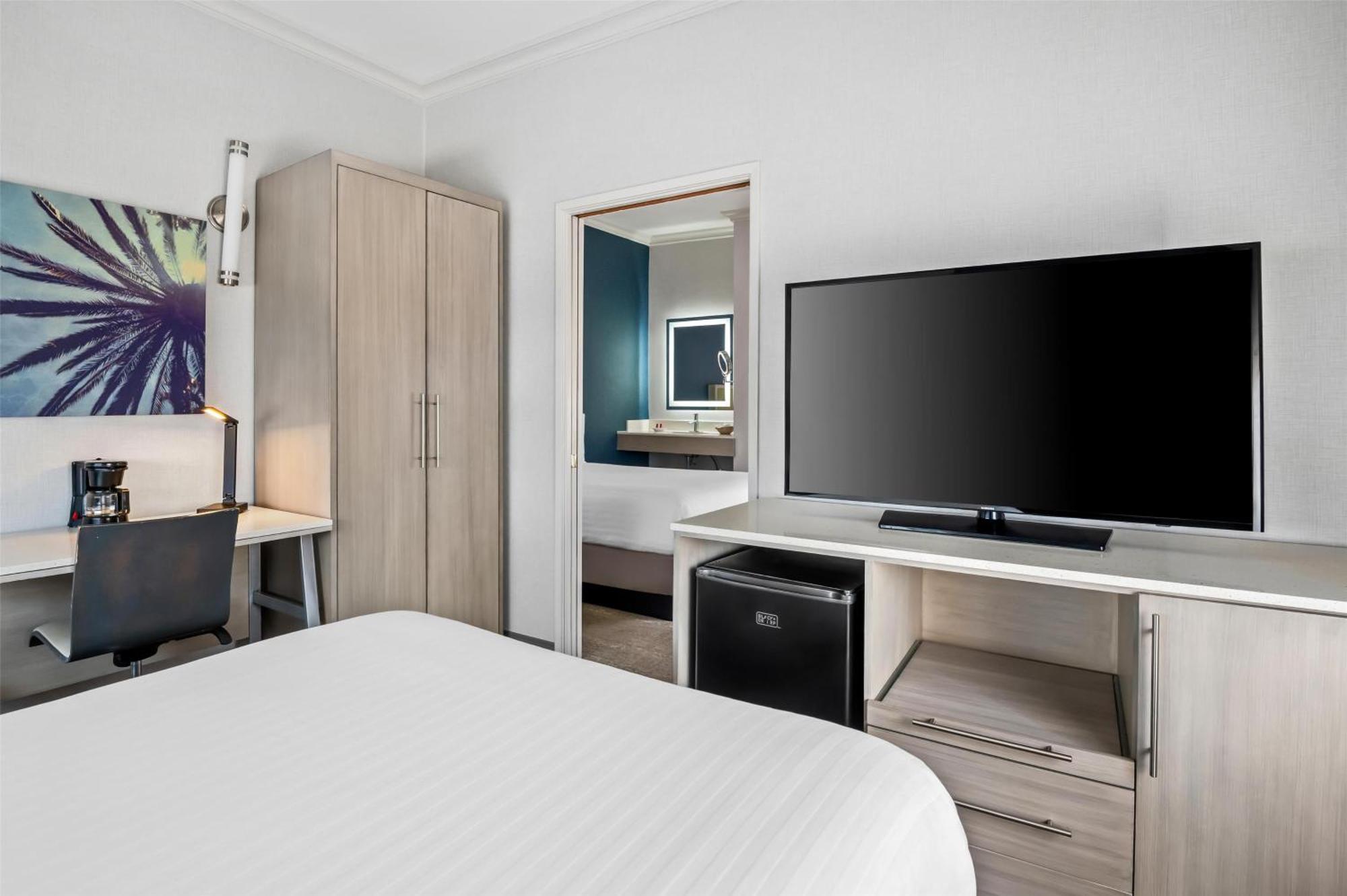 Surestay By Western 3*